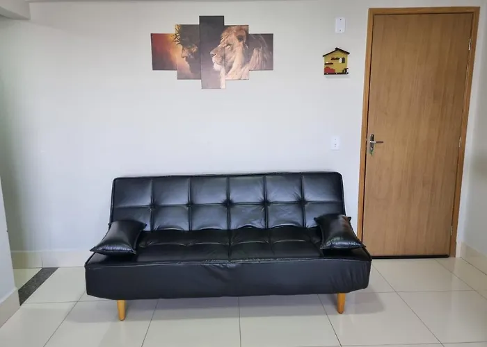 The Villeneuve Apartamento